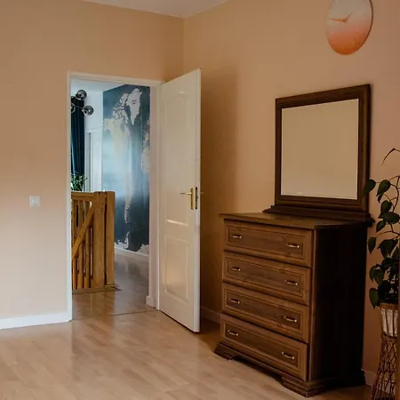 Dom Na Wynajem - Bartoszowka Tatil Evi Ochotnica Górna