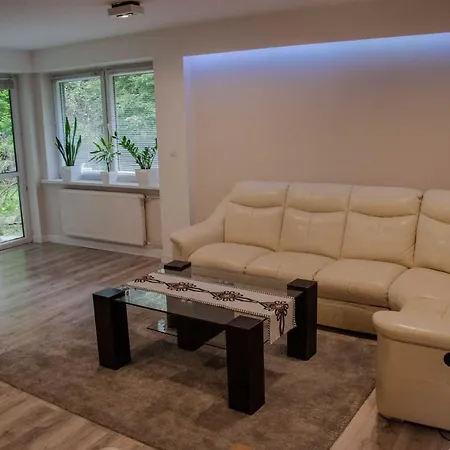 Dom Na Wynajem - Bartoszowka Tatil Evi Ochotnica Górna